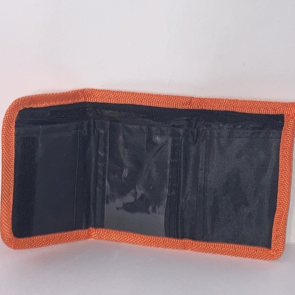 Hello kitty wallets and  purse selling the set of 3 together - Picture 5 of 5